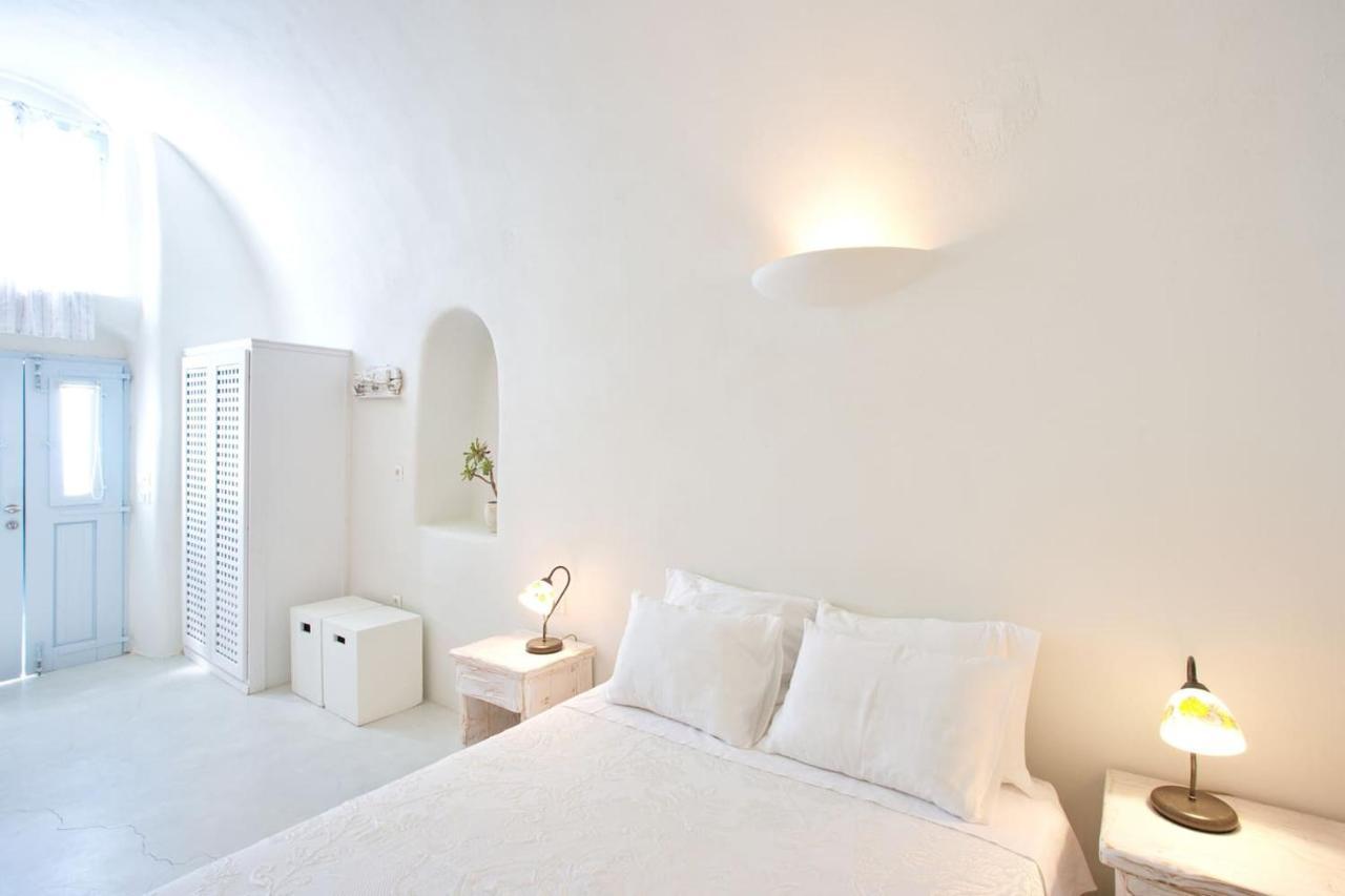 Willa Christina'S Cave House Fira  Zewnętrze zdjęcie